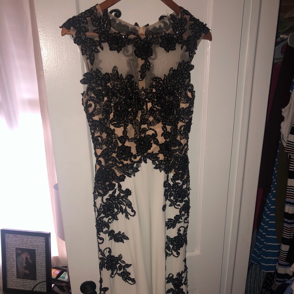 Gorgeous Floor Length Gown